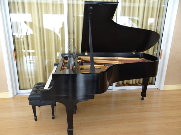 Käytetty Steinway Grand - malli BKäytetty Steinway Grand - malli B  
