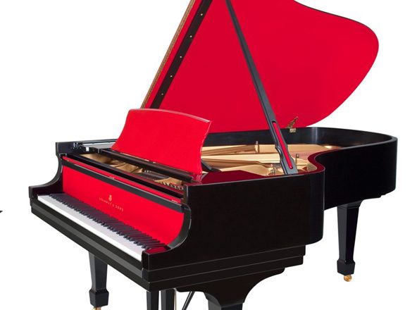 pops-red-steinway