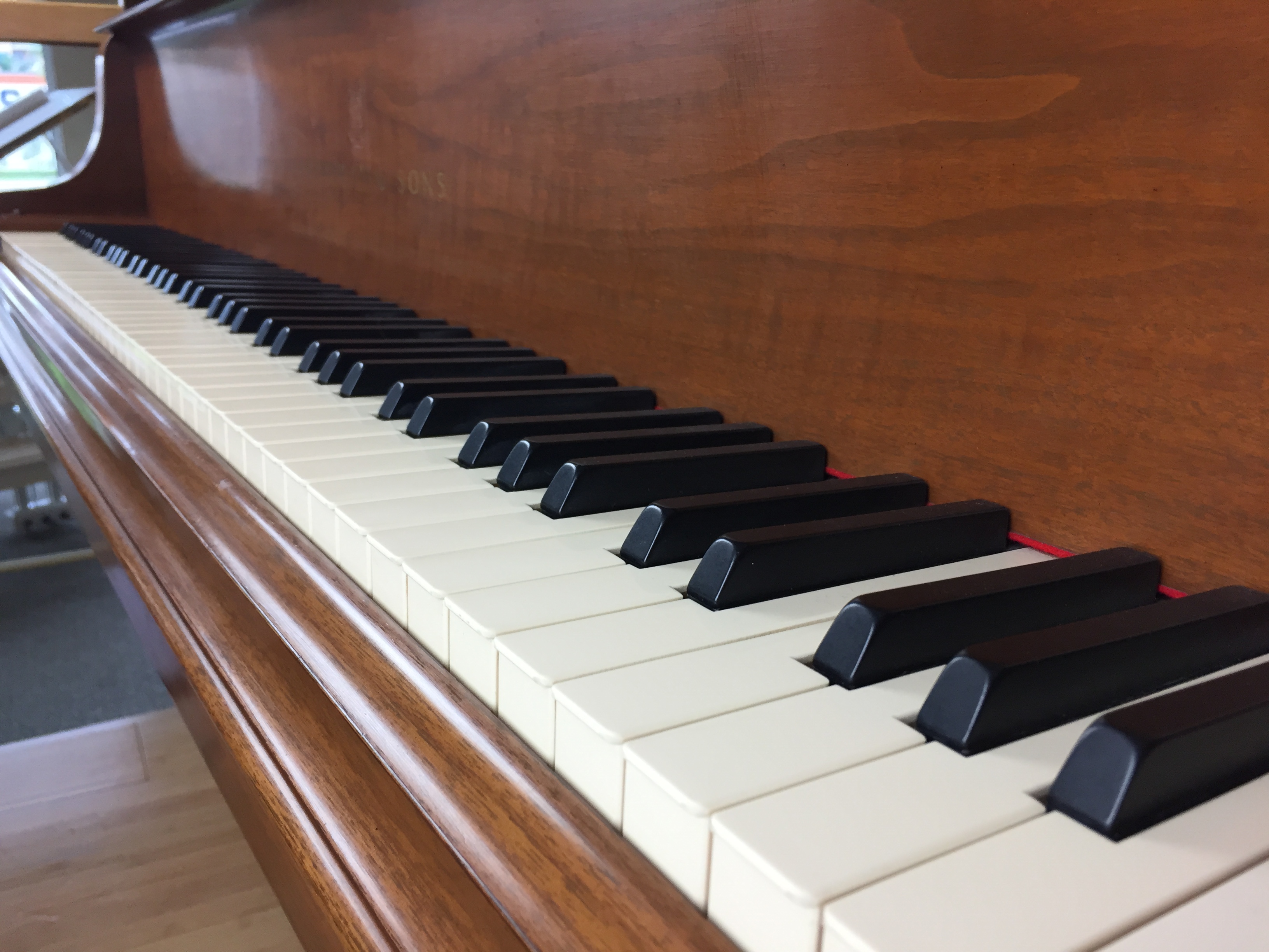 used steinway baby grand piano walnut chippendale